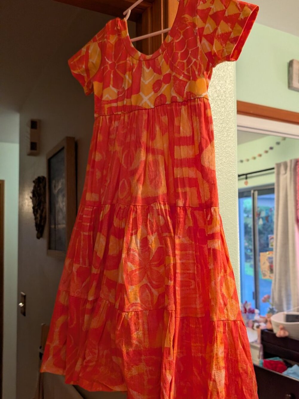 TAV Pacific Girls Dress Size 6
